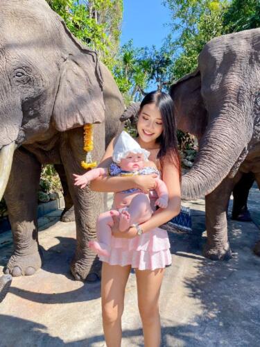 002-Jasmine Learning to Dance 091