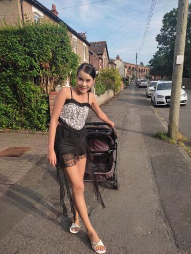 091 Jasmine goes to Grannys UK 045