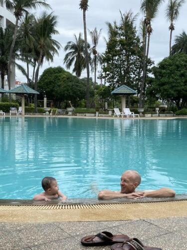 091 Jasmine goes to Grannys UK 11011