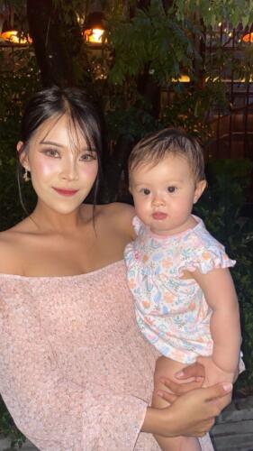 091 Jasmine goes to Grannys UK 118