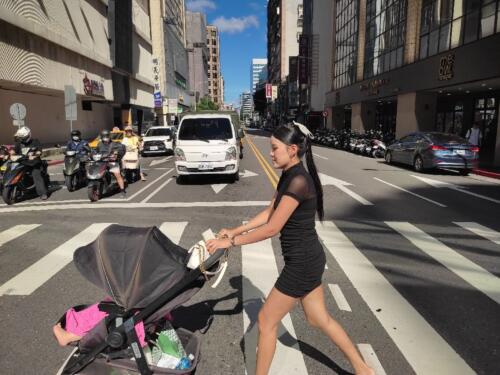 093 Jasmine Goes Taiwan 001